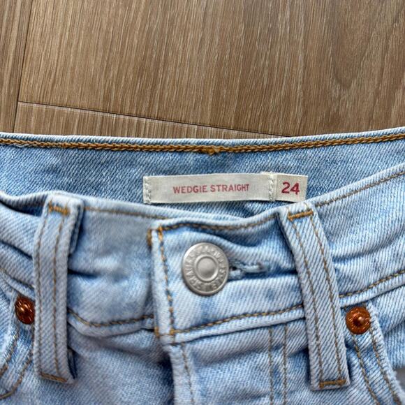 Levis light wedgie straight leg Size 24 - Picture 3 of 5